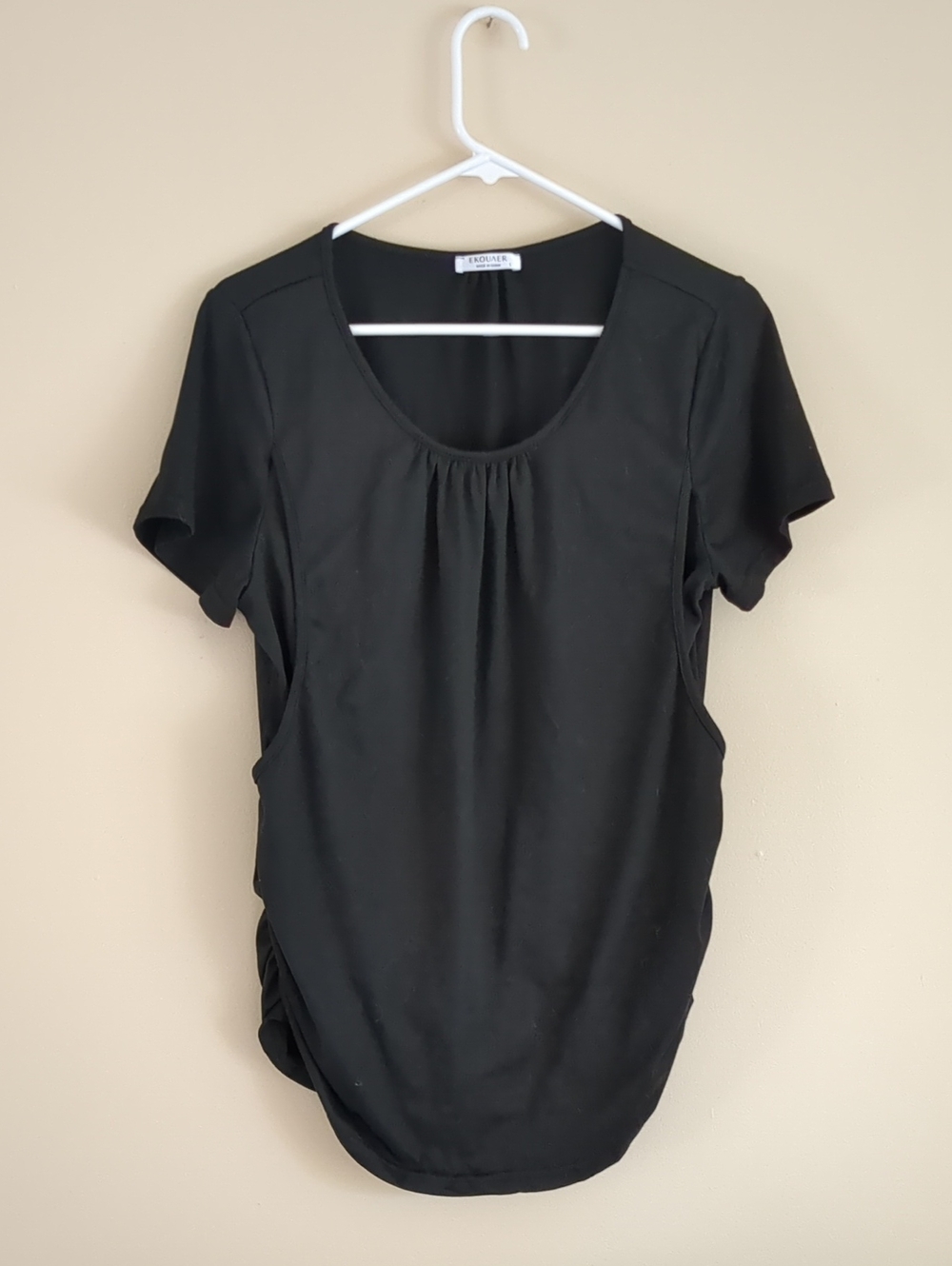 Large Ekouaer Black Nursing Pumping Breastfeeding Ruched Sides Maternity Shirt